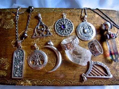 The Healing Properties of Guardian Talismans for Wiccans